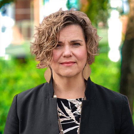 Kimberley Wiedefeld